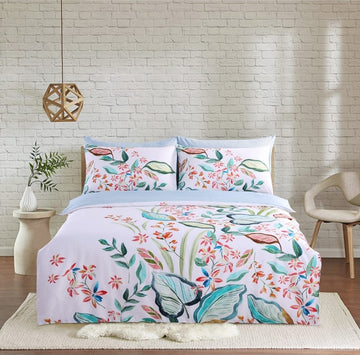 MAJESTIC WAVES 8 PIECE BEDDING SET